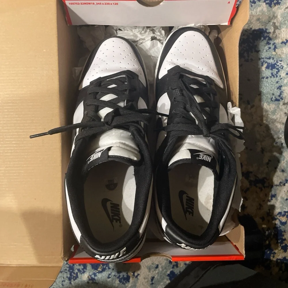 Nike Classic Black and White Athletic Shoes